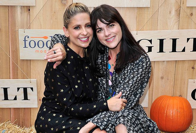 Sarah Michelle Gellar and Selma Blair Have fun Holidays Collectively