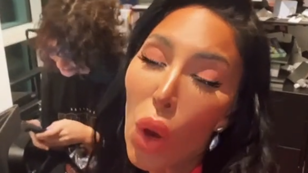 Farrah Abraham Appears Jarringly Unrecognizable, Rambles Extra Nonsense