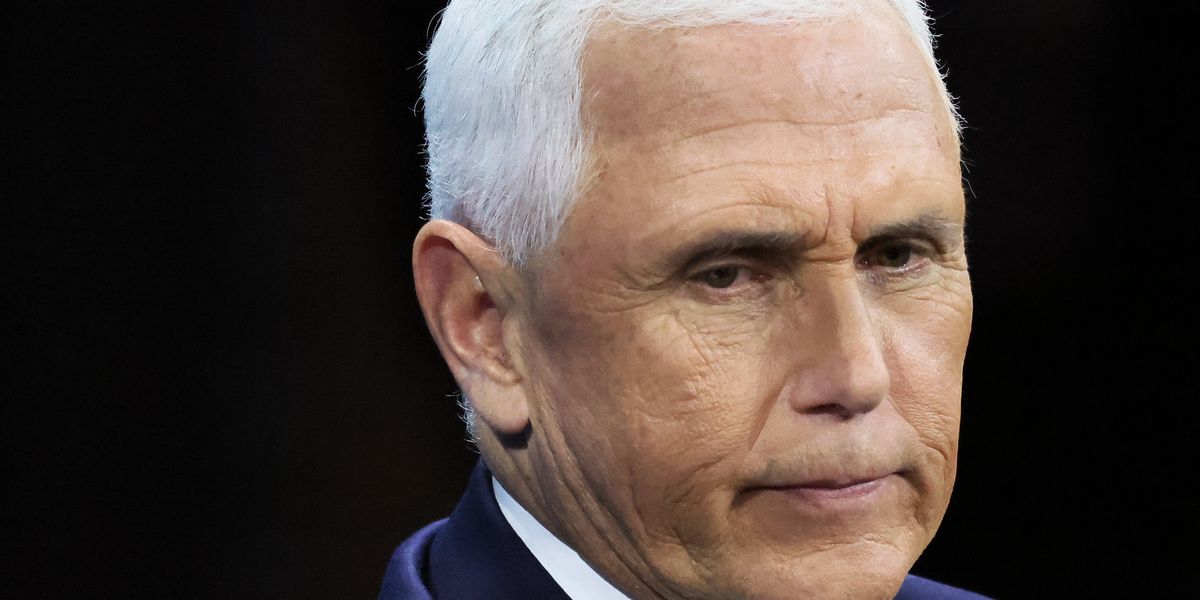 Mike Pence Takes ‘Full Duty’ For Categorised Paperwork Discovered In His Dwelling