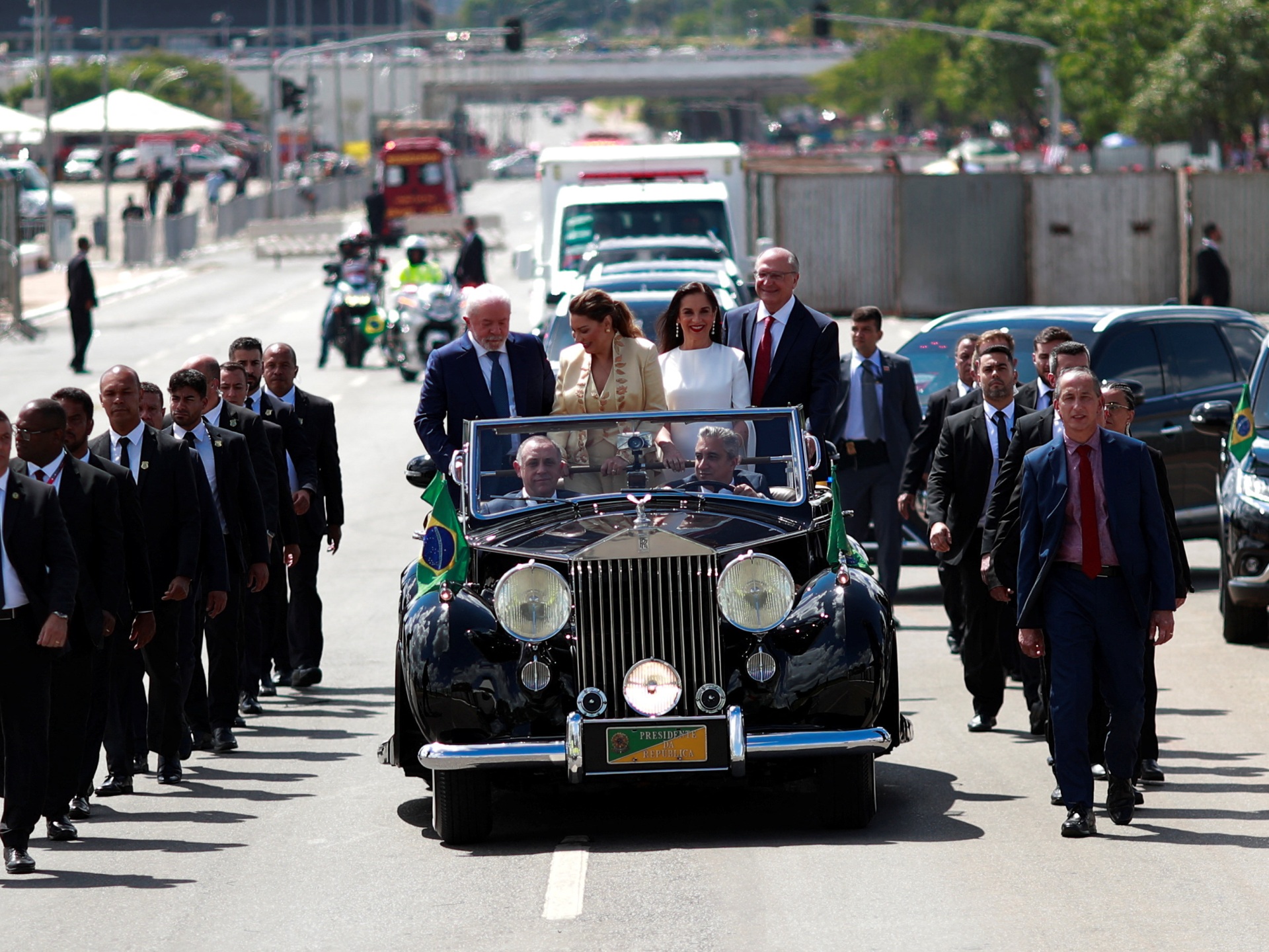 Images: Large crowds collect for Lula’s swearing-in ceremony | Politics Information