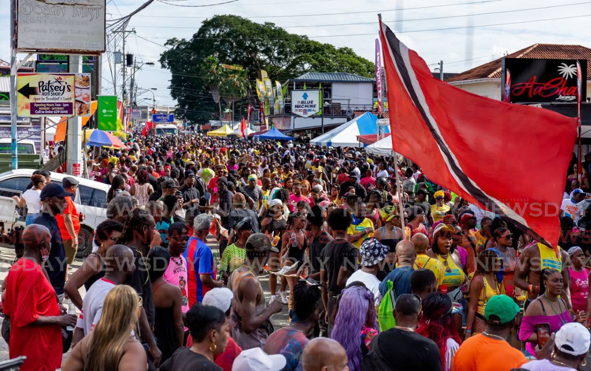 Woo Trinis to Tobago at Carnival