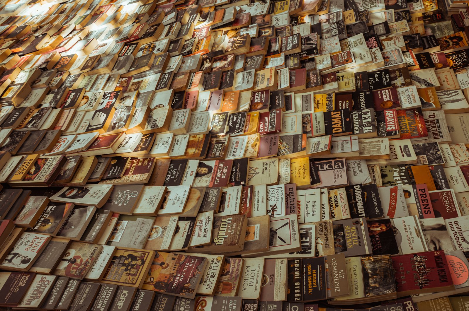 Kadıköy Sahafları: Dazzling world of 2nd hand books that defy time