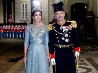 Princess Mary showcases her impeccable fashion at Queen Margrethe’s New 12 months’s banquet after her Australia Christmas journey