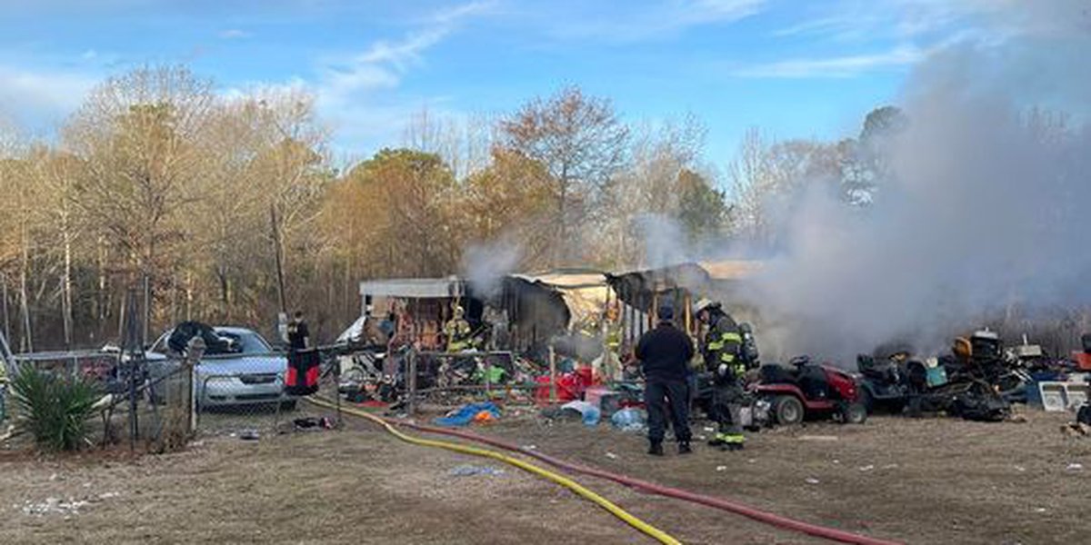 Construction hearth in Sabine ends with cell dwelling destroyed