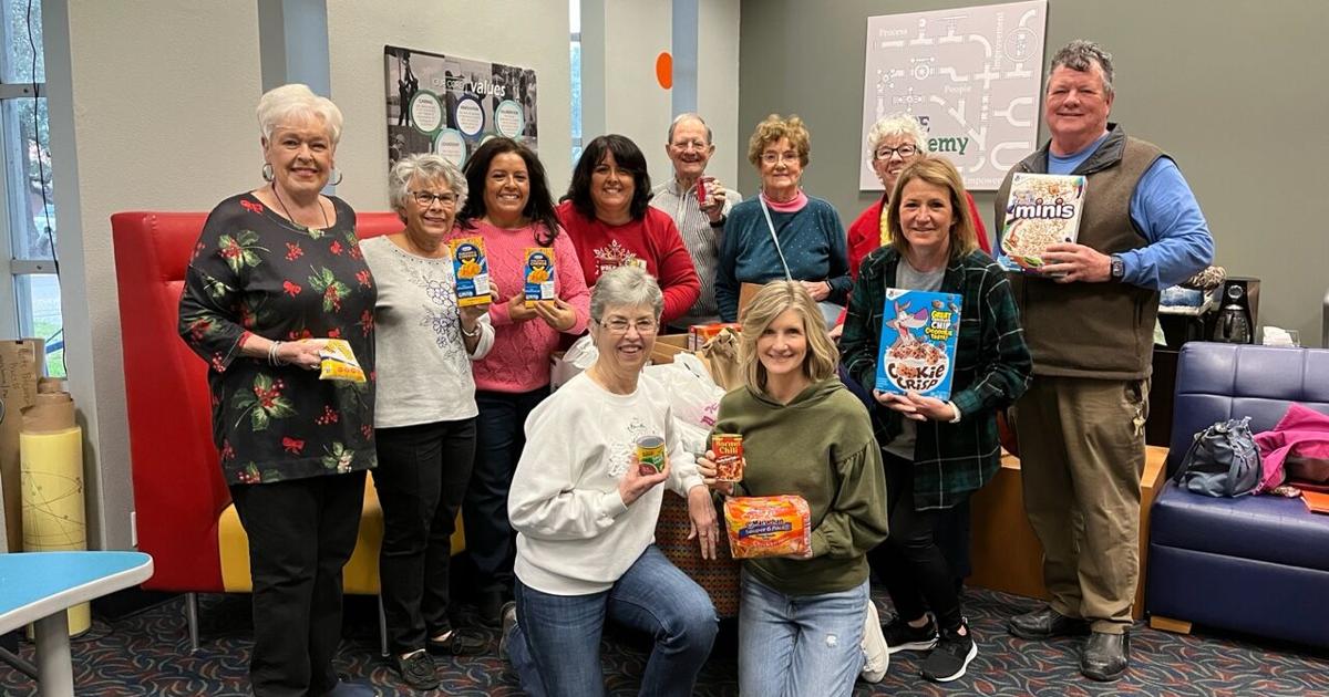 Baytown Space Retired Faculty Staff Affiliation collects books – The Baytown Solar