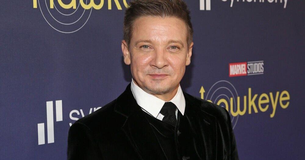 Jeremy Renner broke greater than 30 bones in snowplow accident | Leisure