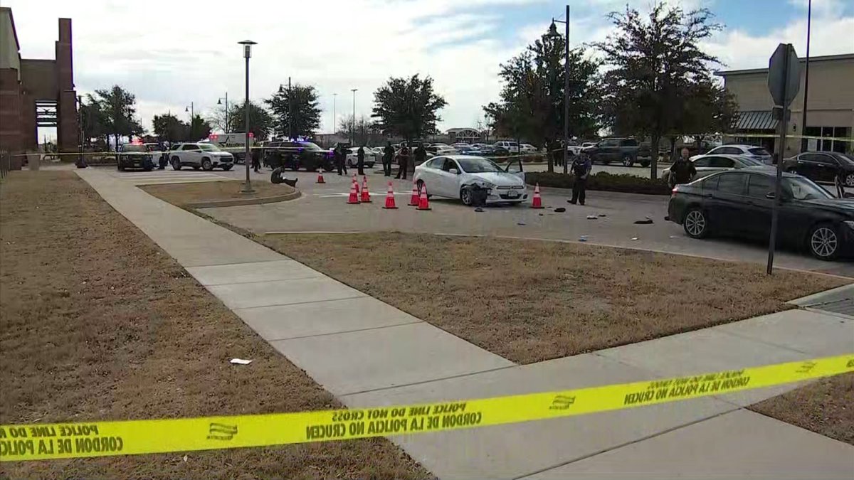 Man Killed in Shootout After Hit-and-Run Exterior Texas Purchasing Heart – NBC 5 Dallas-Fort Price