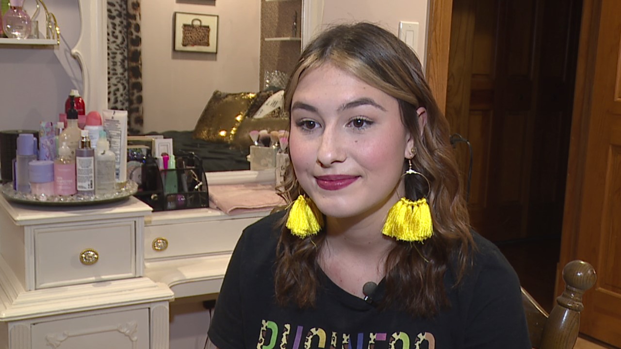 Mahoning County Profession and Technical Middle cosmetology pupil Rileigh Altman owns make-up firm Magnificence Freak