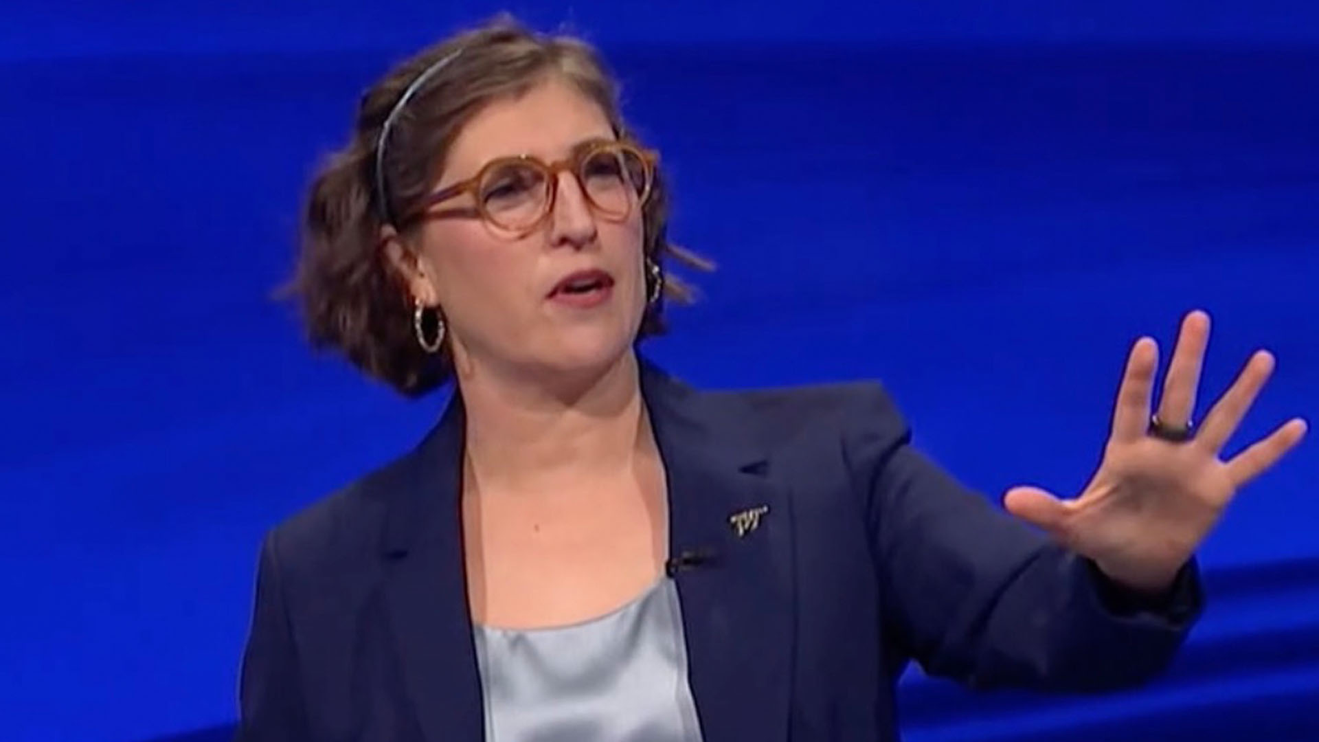 Jeopardy! followers beg Mayim Bialik to regulate celeb contestant’s on-stage ‘nonstop yapping’ in ‘worst episode but’