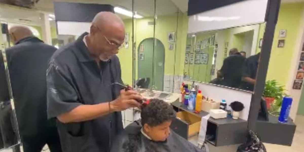 ‘Barbers & Books’ unites youngsters and cops