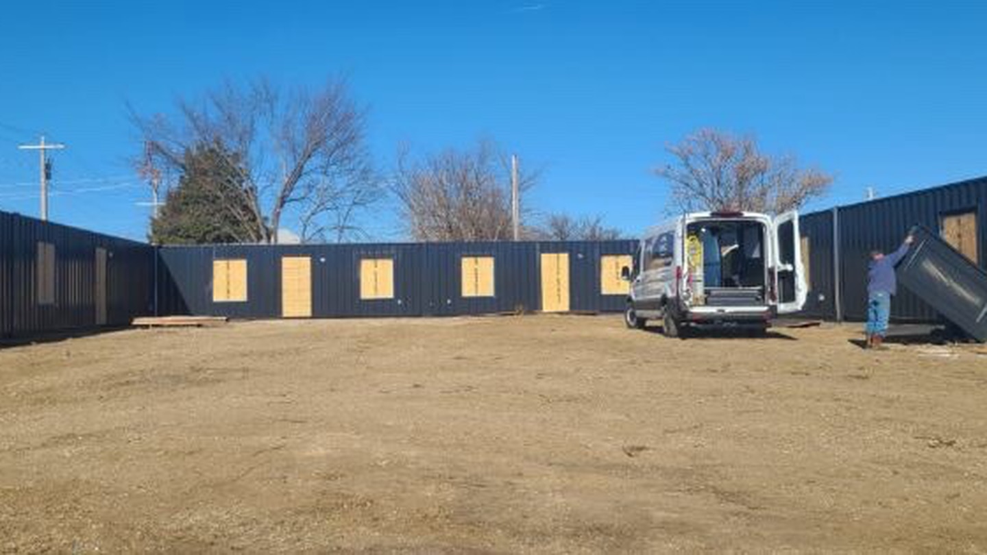 Purchasing middle made from transport containers to open in Bartlesville – 102.3 KRMG