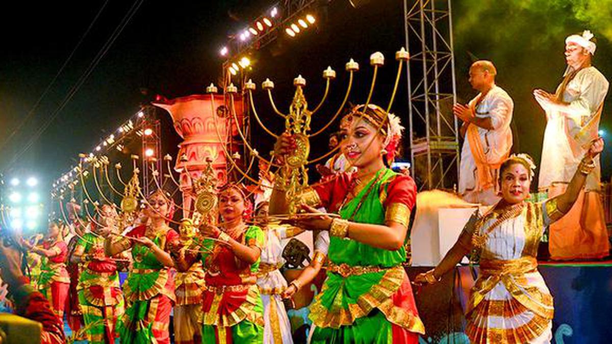 This Makar Sankranti, West Bengal’s Sagar Island performs host to Varanasi-style Ganga aarti