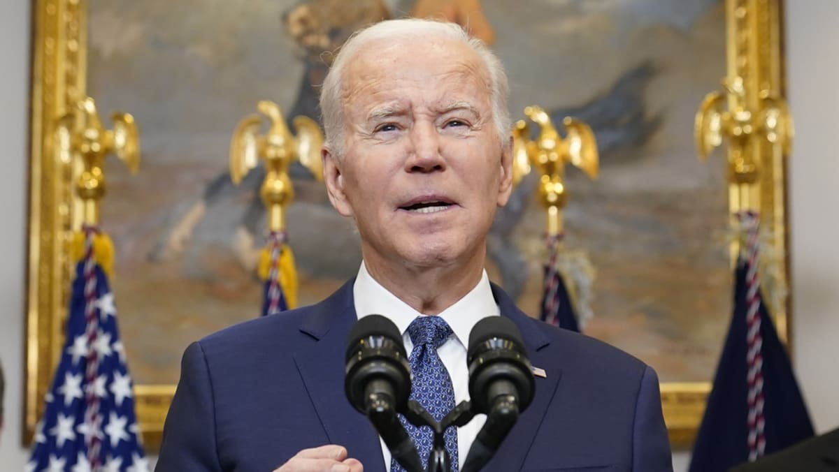 Biden rejects F-16s for Ukraine as Russia claims advances