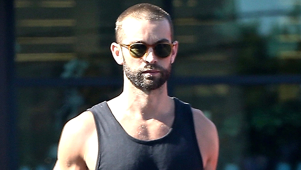 ‘Gossip Lady’ Star Chace Crawford Exhibits Off Muscle groups In Shirtless Photograph – Hollywood Life