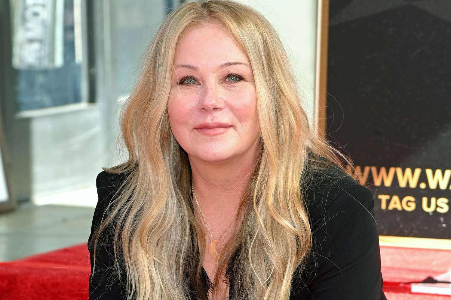 Christina Applegate Slams Remark That Plastic Surgical procedure Modified Her Appears to be like