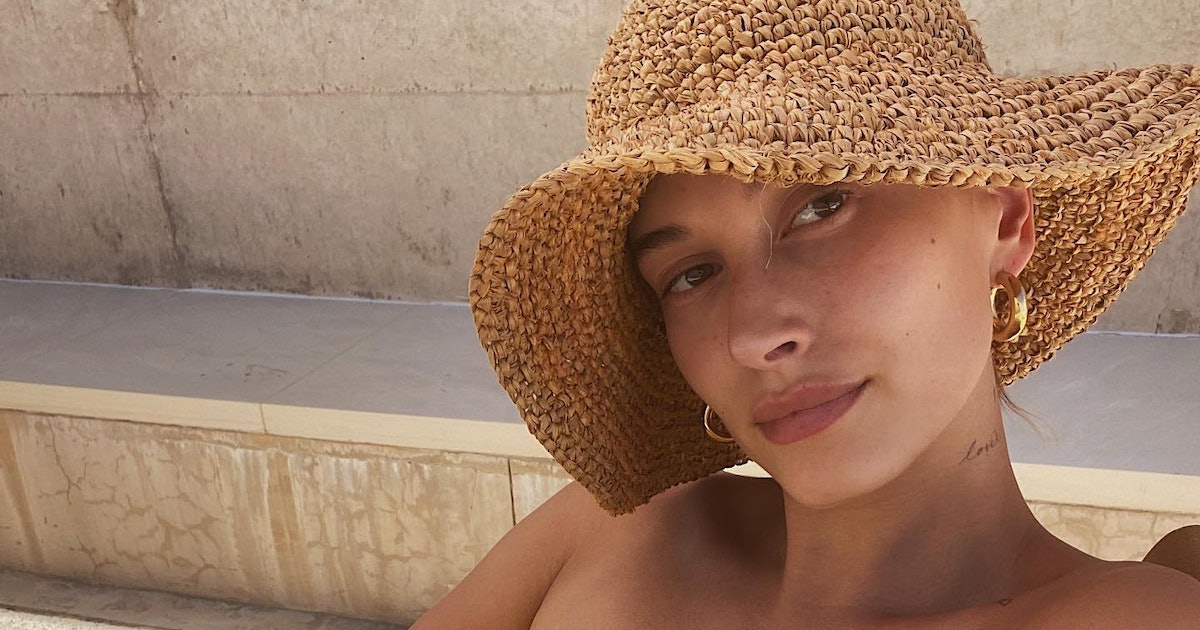 The Celeb Resort Seems To Bookmark For Trip Outfit Inspo