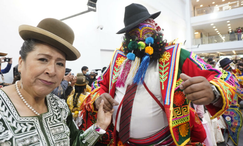 ‘Ch’utas’ inaugurates carnival in Bolivian highlands