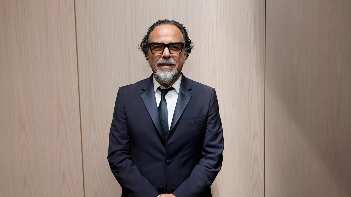 Birdman’s Alejandro Iñárritu can nonetheless muster up some bile for superhero motion pictures, positive