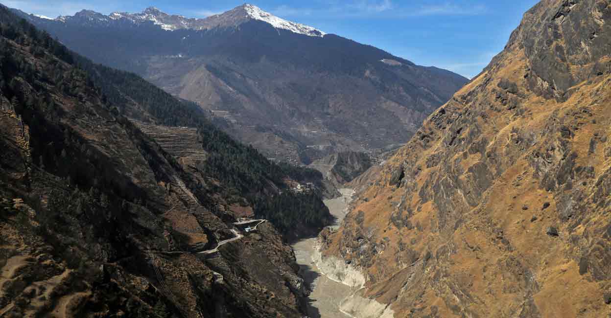 Are cracks in homes in Joshimath warning indicators from nature? | Way of life Information