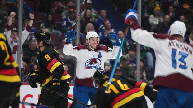 Struggling Canucks fall to Avalanche for sixth loss in 7 video games