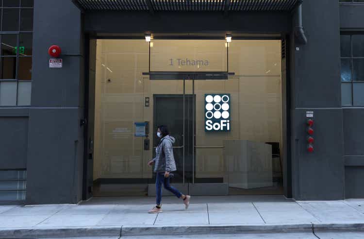 Why did SoFi go up at present? Robust tech sentiment and a B fintech deal (NASDAQ:SOFI)