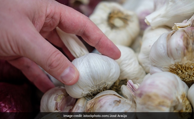 Can Garlic Assist Scale back Ldl cholesterol Ranges? Let’s Discover Out