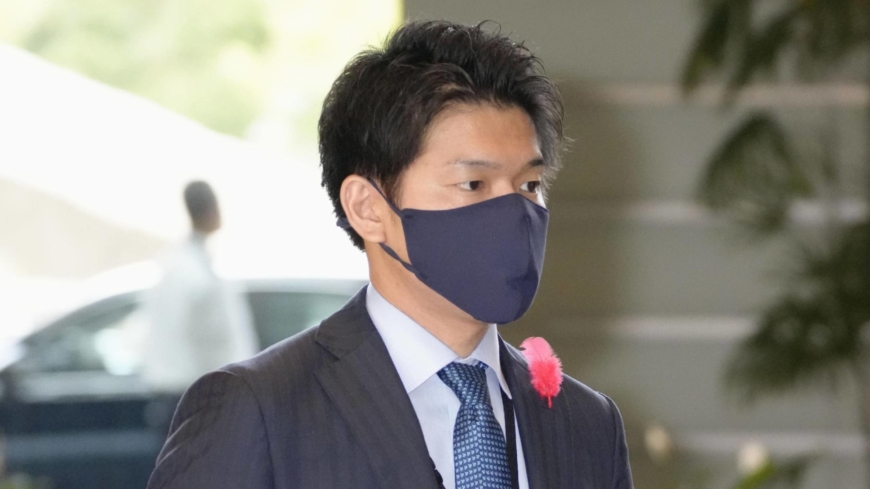 Kishida’s son in sizzling seat over procuring throughout official journeys abroad