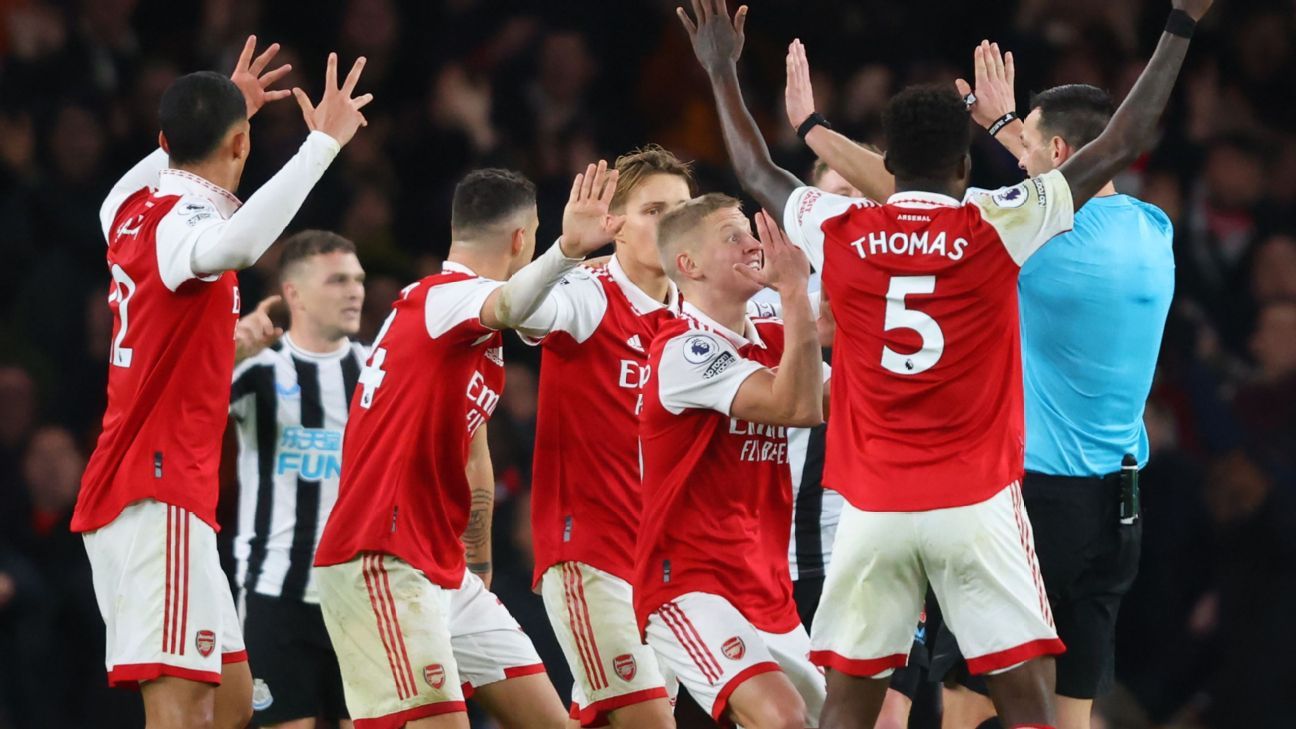 Arsenal lose their cool as Newcastle check title credentials