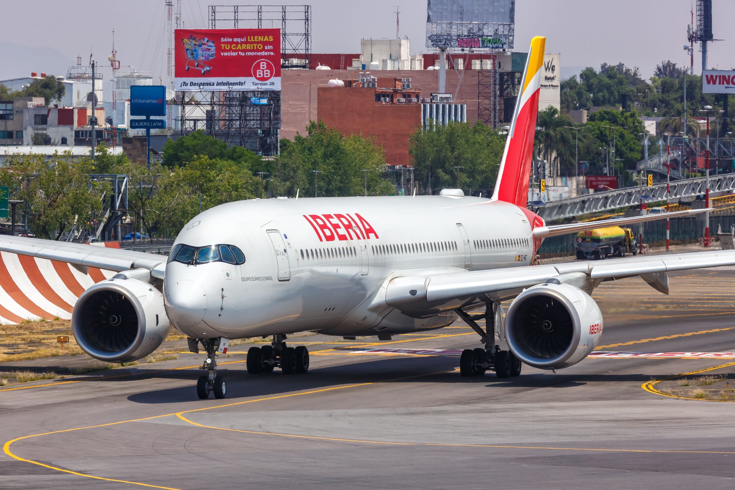 Iberia Companions With Spanish Celebrities To Create New Security Video