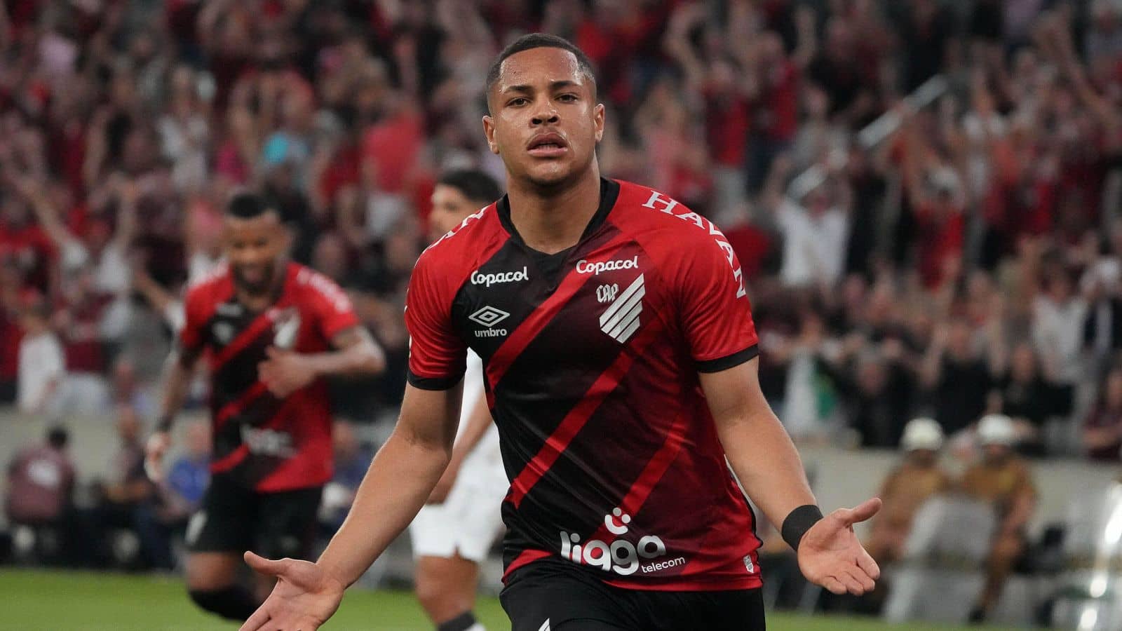 Man Utd backed to see off PSG in race to signal Brazilian attacking revelation with £52m launch clause