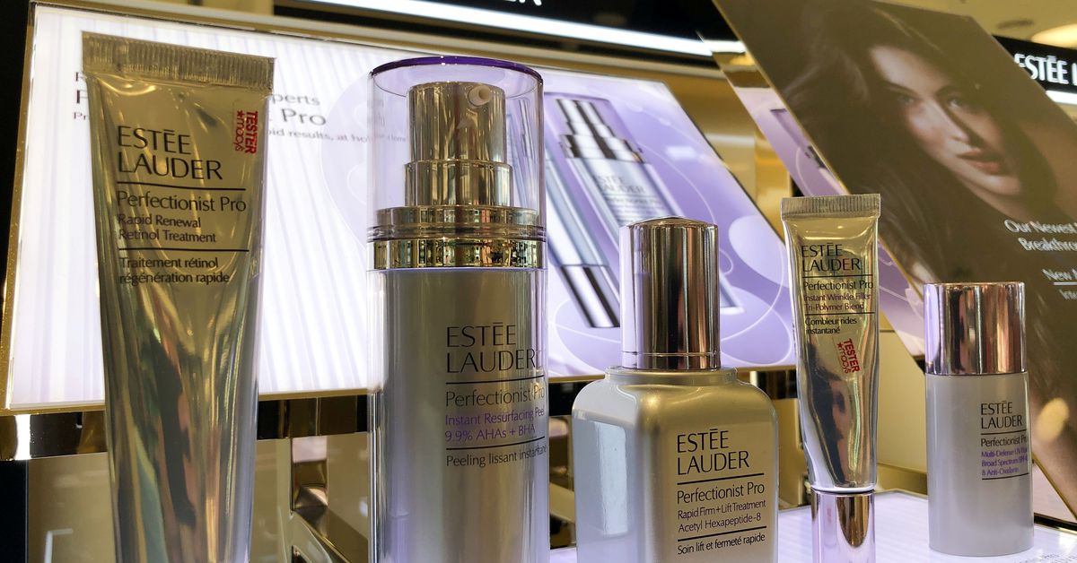 Estee Lauder expects smaller fall in 2023 gross sales on resilient demand