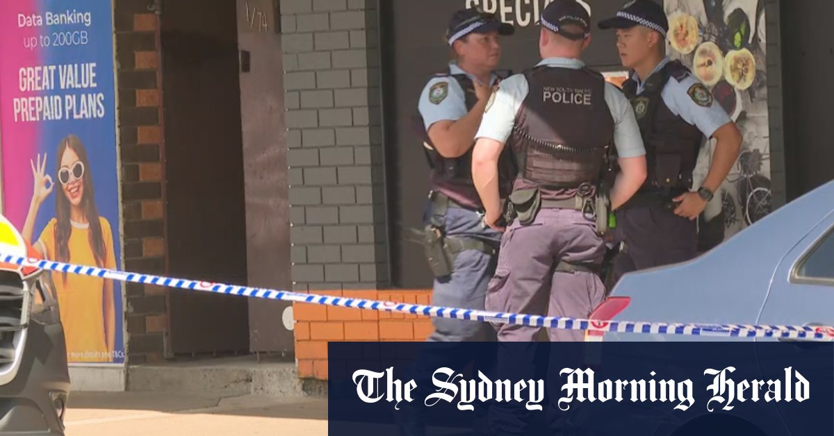 Three-year-old dies in locked automobile at Sydney purchasing strip