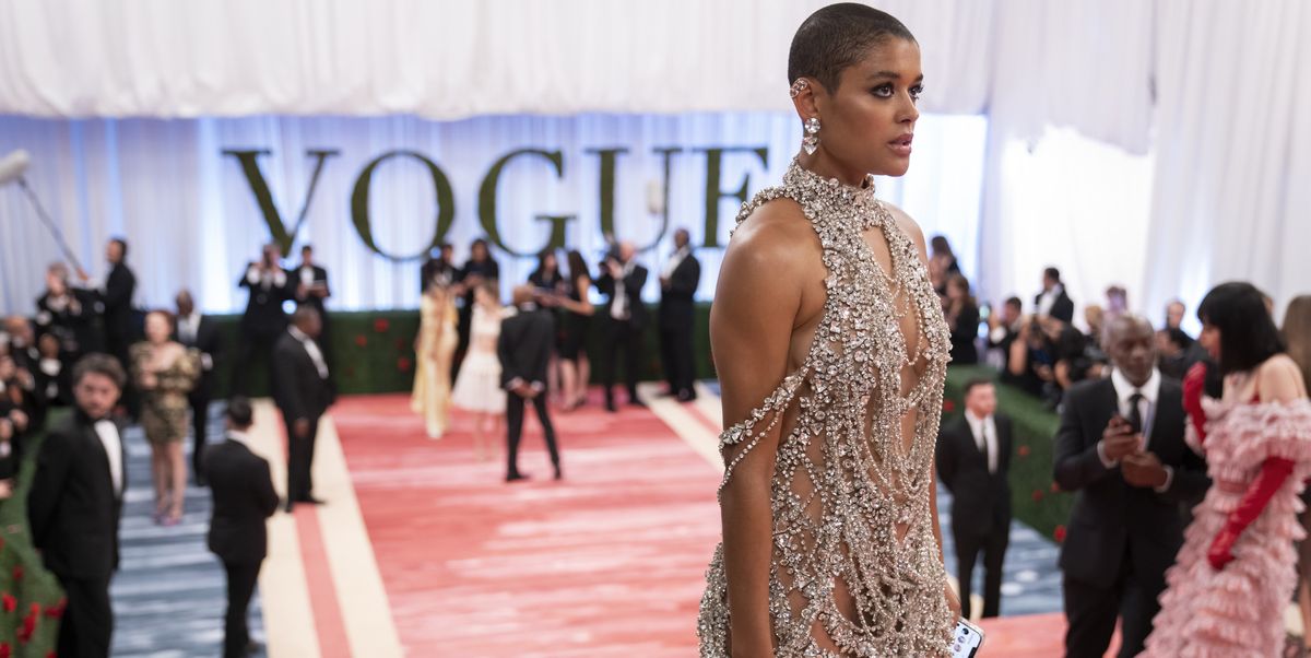 Gossip Woman Showrunner Explains How the Collection Recreated The Met Gala